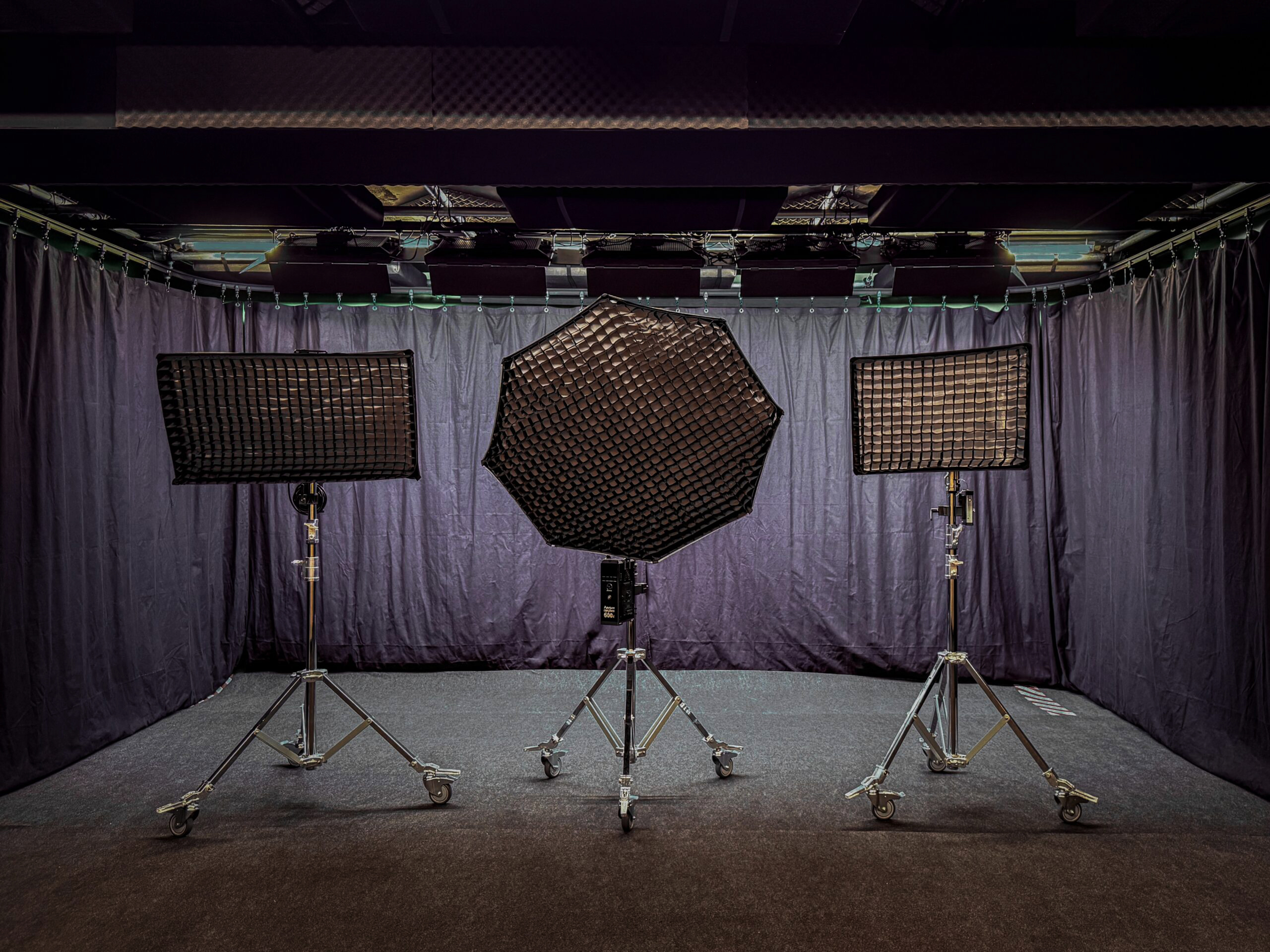 2025-10-27_Phantom 2